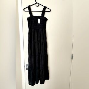 NWT Gap women’s strappy dress black sz PM w smocking extremely soft